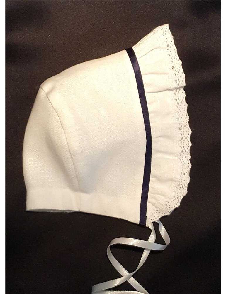 Dophätta med marinlook i lin