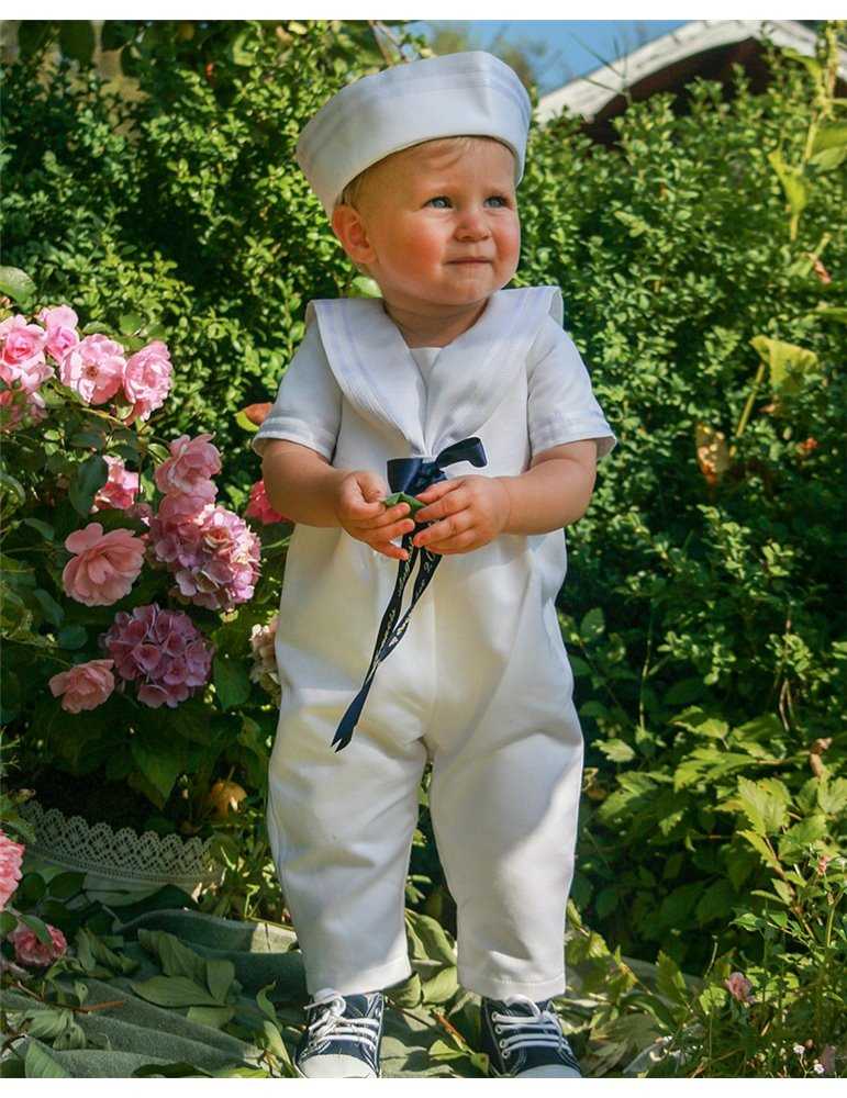 Sjømannsdress til dåp og feiringer i hvit