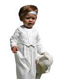 Grace-Philip i off white brokad kostym