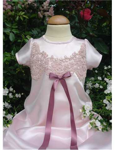 Dopklänning romantisk stil