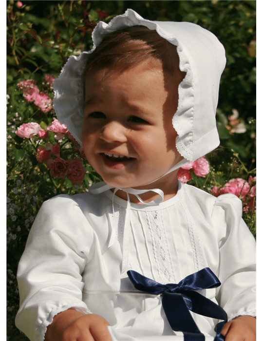 Christening bonnet i white cotton