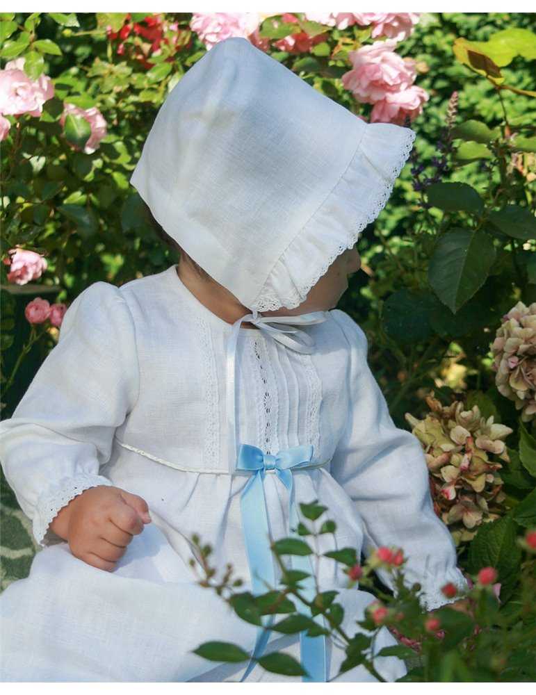 busig baby kille i dophätta